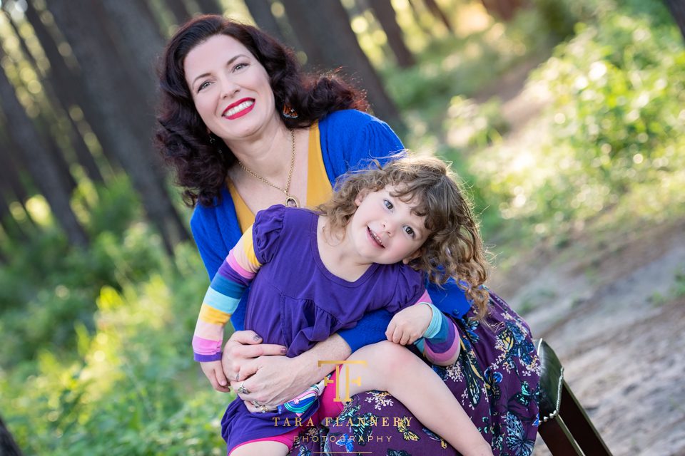 How to Plan a Family Portrait Session mother daughter