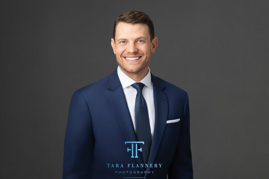 how to be confident in a headshot
